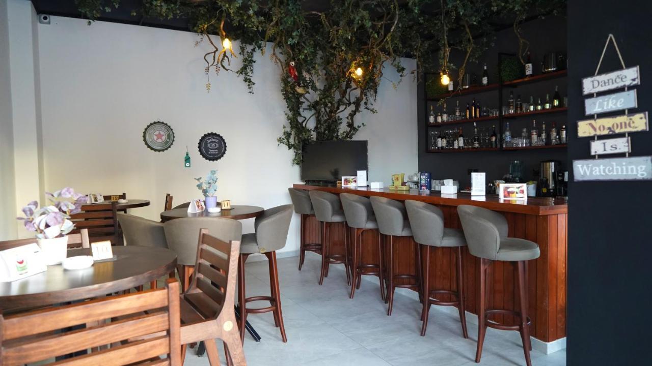 Aitch Boutique Hotel - An Lih Hotel Madaba Bagian luar foto